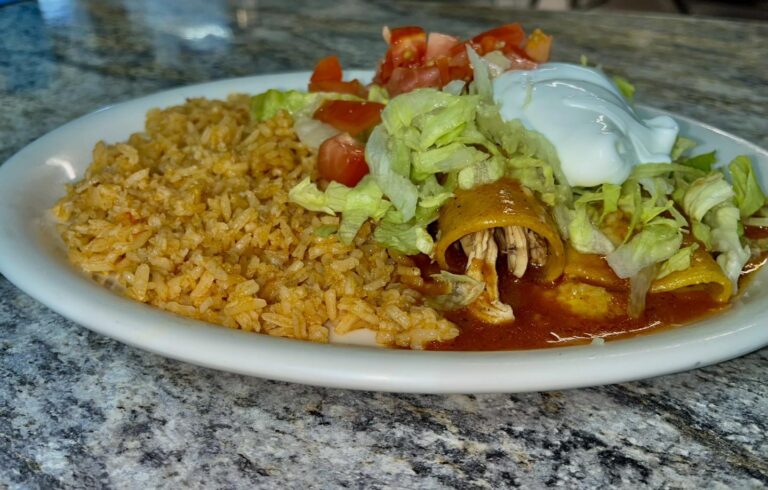 Manantial Mexican Restaurant